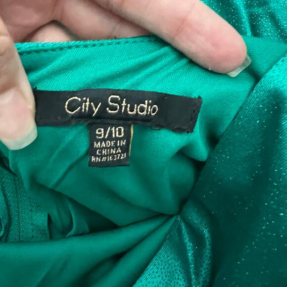 NEW City Studio Green One Shoulder High‎ Slit Gown Prom Dress Gala Holiday - Picture 9 of 9